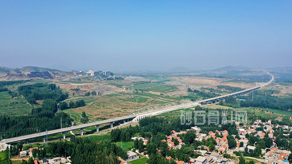 1600.jpg