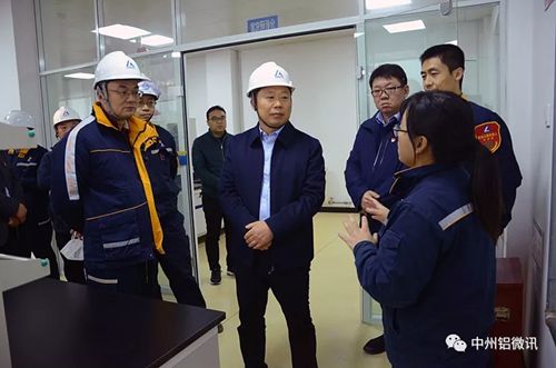 修武县代县长魏松在中州铝业调研时强调—— 全力支持中州打造百亿级企业