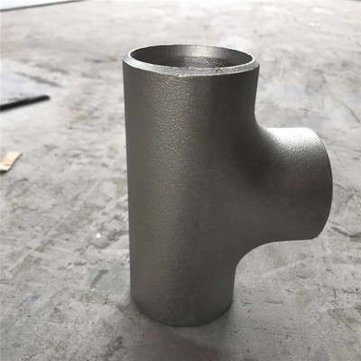 厂家定制无缝不锈钢碳钢三通对焊变径高压管件配件碳钢