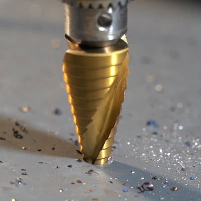 万能宝塔型扩孔开孔阶梯锥形钻头多功能专用不锈钢金属开孔器