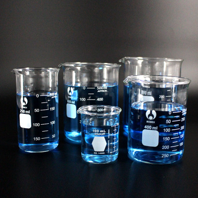 实验室带刻度透明耐高温耐腐蚀烧杯500ml等玻璃烧杯可定制批发