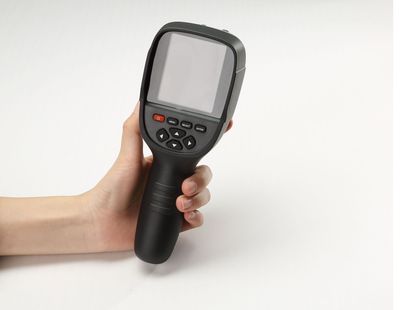 鑫思特手持式红外热成像仪 HT-18 热像仪速卖通 亚马逊 跨境专供