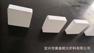 宜兴康盛厂家直销 直孔陶瓷过滤片 50*50*12.5 支持各种规格定制