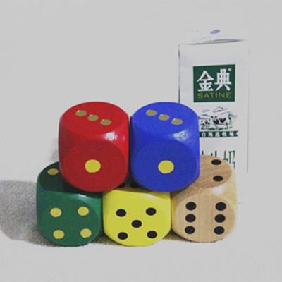 大号5厘米木头骰子 游戏色子/木质筛子玩具 5色可选实木筛子批发