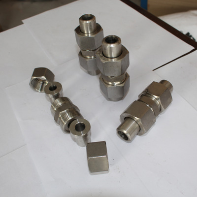 厂家直销 不锈钢焊接式端直通管接头 锥密封焊接式直通管接头