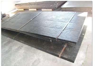 输送槽衬板 10+6双金属复合堆焊碳化铬钢板 堆焊耐磨板