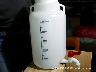 厂价供应教学用、实验室器皿LDPE优质塑料放水瓶、下水瓶5000ml