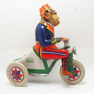 A-10铁皮猴子骑三轮车成人收藏复古摄影道具摆件玩具