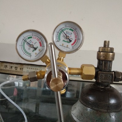 量热仪热量计减压器表充氧仪连接器鹤壁欧瑞新鹏宇通用370B型