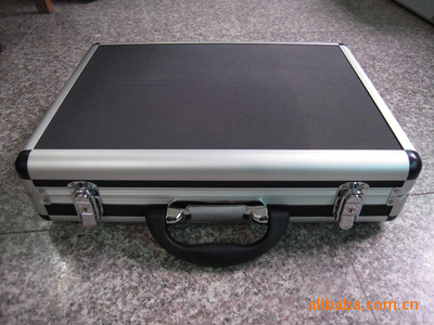 盛华供应定制手提式金属箱铝箱产品包装箱仪器箱航空箱运输箱