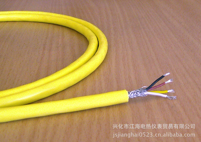 专业供应0.6/1KV低压电力电缆，交联聚乙烯绝缘电力电缆批发