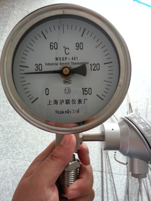 一体化双金属温度计。电接点双金属温度计。防爆现场温度计。0