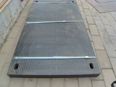 弧形堆焊耐磨板  双金属耐磨复合钢板价格 国龙耐磨板18+10