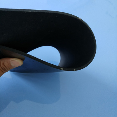 a供应黑色丁晴橡胶板 3mm耐油防火橡胶板 阻燃夹布减震工业用胶板
