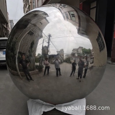 580毫米不锈钢圆球镜面抛光景观装饰空心球广场花园摆设钢球厂家