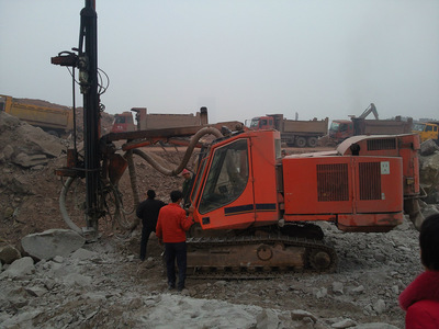 挖改装液压凿岩钻机 工程机械钻机 硬石头分裂机