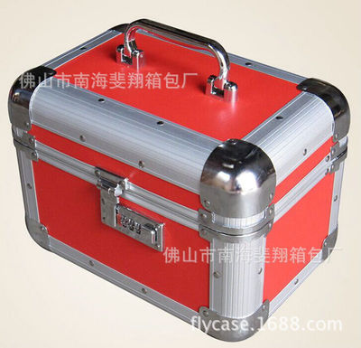 供应各种规格样式礼品包装箱 铝箱 首饰箱 铝合金化妆箱